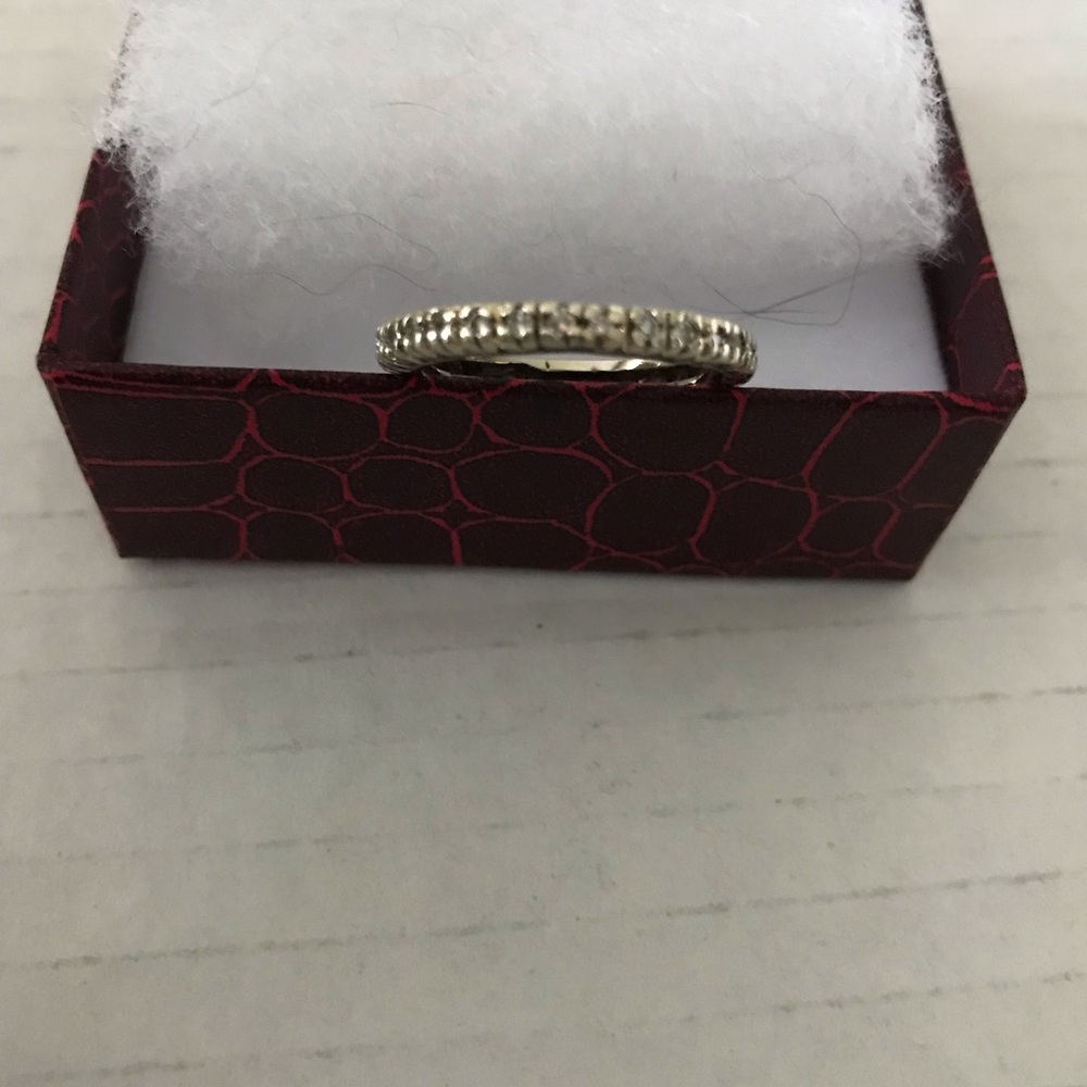 Ladies Diamond Eternity Ring - Picture 6 of 6